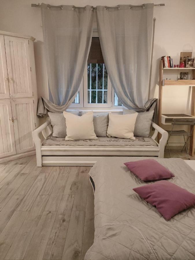 White Apartment Roma Exterior foto