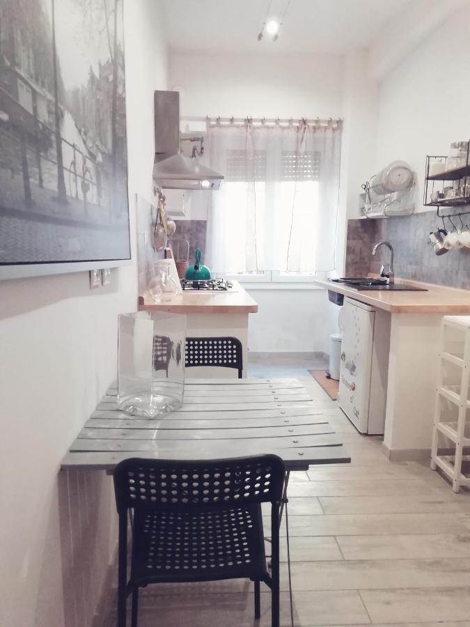 White Apartment Roma Exterior foto