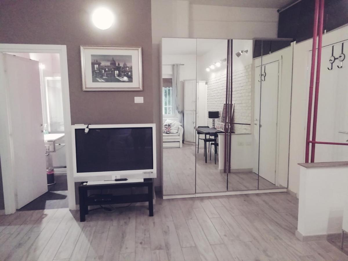 White Apartment Roma Exterior foto
