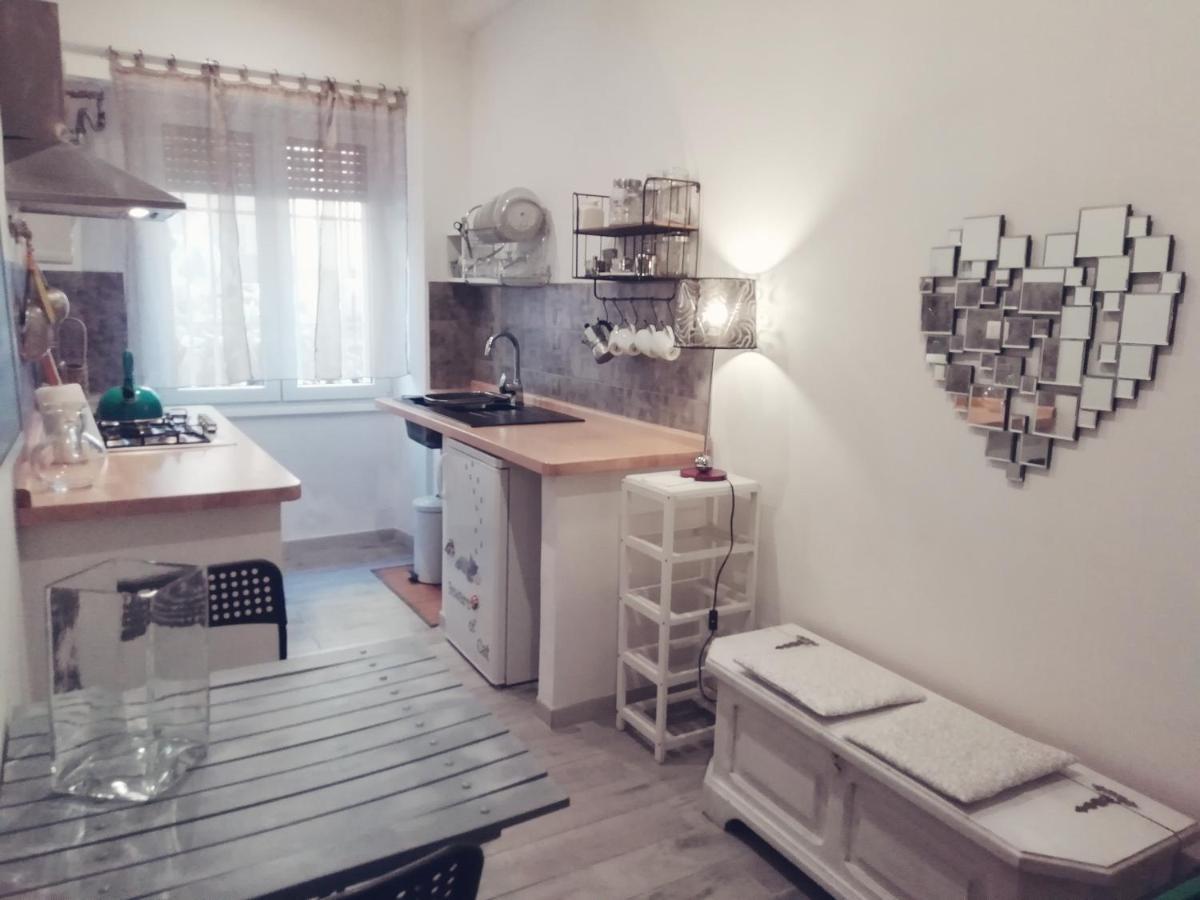 White Apartment Roma Exterior foto