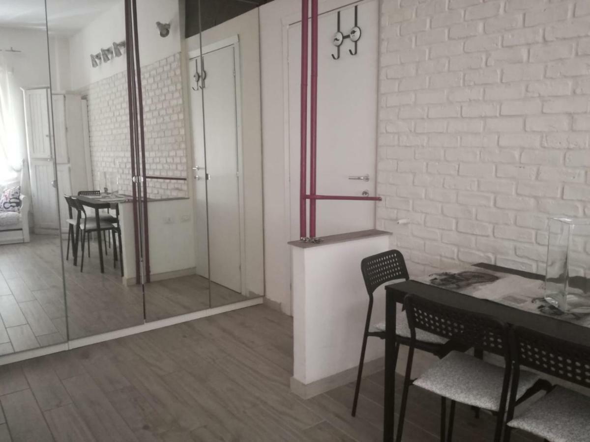 White Apartment Roma Exterior foto